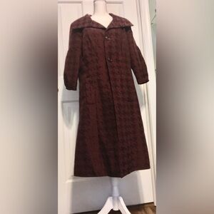 Coat - Axcess brand - a Liz Claiborne company Maroon/Wine Houndstooth Car Coat